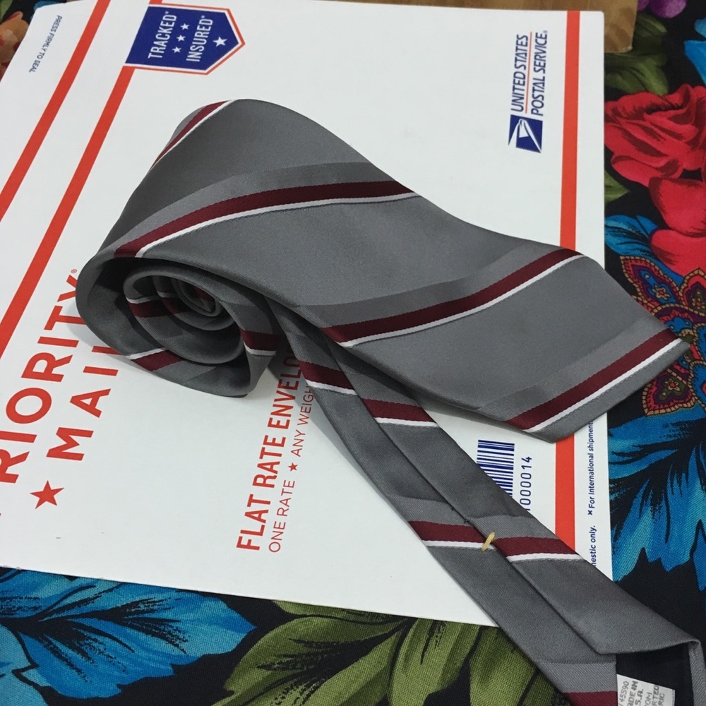 MEN’S WEMBLEY TIE SILVER RED WHITE FORMAL ATTIRE